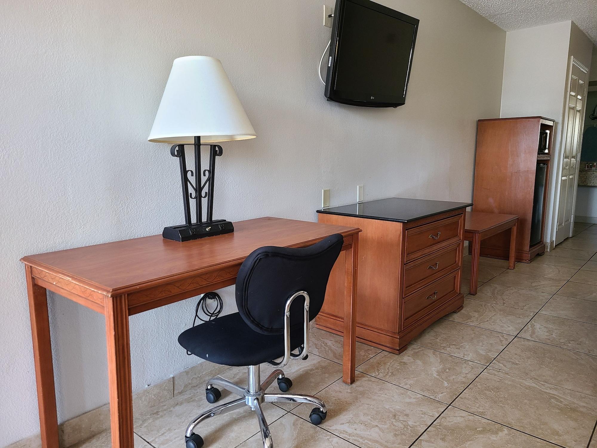 Quality Inn & Suites Orlando East - Ucf Area Alafaya Экстерьер фото